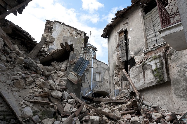 earthquake, rubble, l’aquila