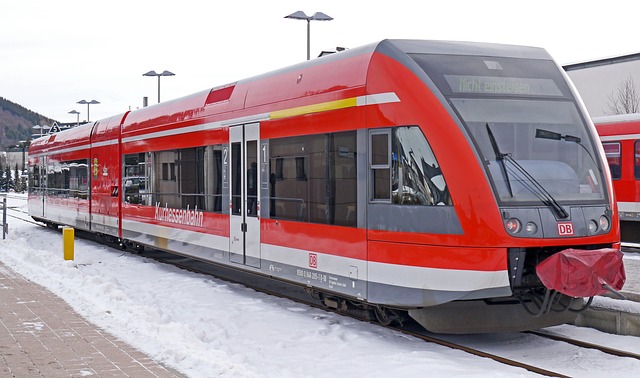 railroad, winter operation, diesel multiple unit